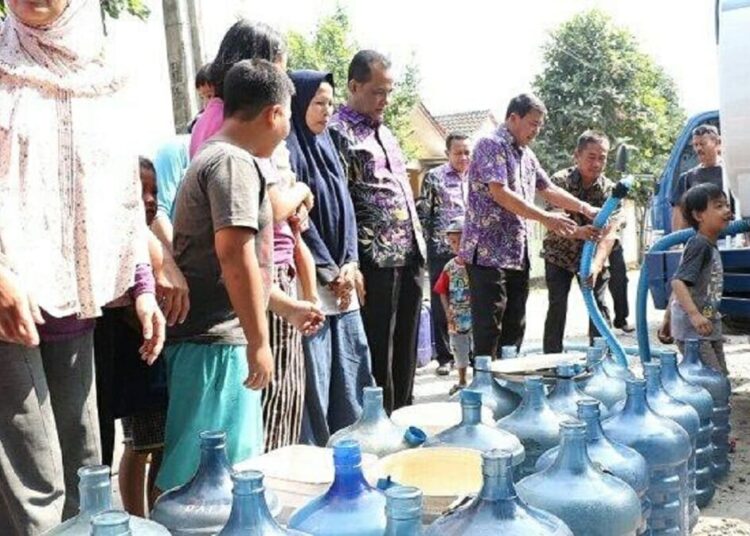 Warga 56 Desa Di Kabupaten Tangerang Kesulitan Air Bersih