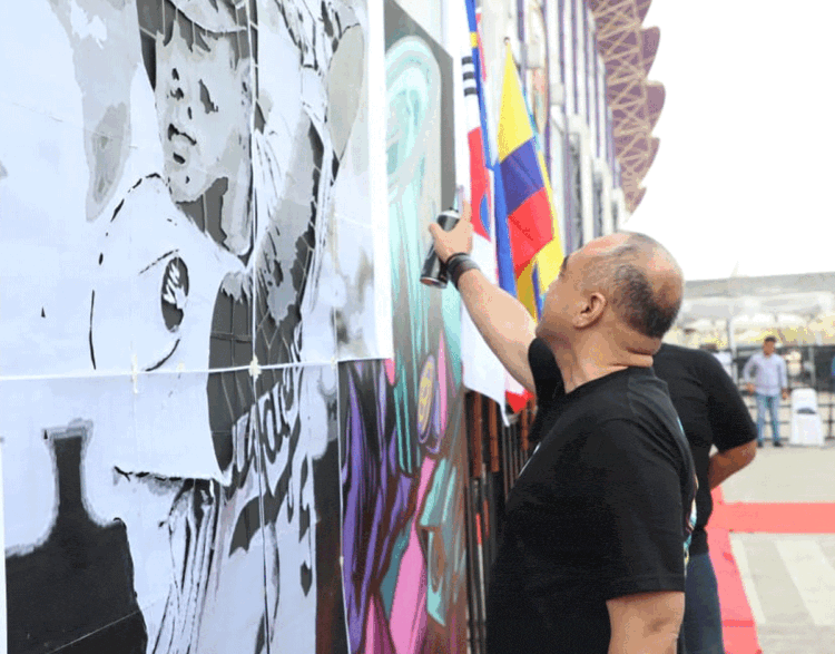 Seniman Lokal dan Mancanegara Bersaing Pada Festival Mural dan Grafiti