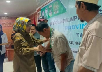 Nelayan di Kabupaten Serang, mengikuti sekolah lapang cuaca yang diadakan oleh BMKG. (ISTIMEWA)