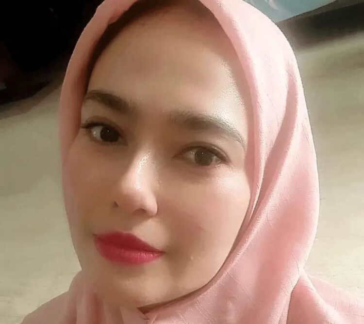 Catherine Wilson Tampil Berhijab, Usai Digugat Cerai Suami