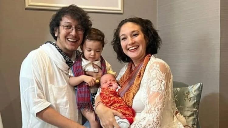 Kata Nadine Chandrawinata Soal Tanggal Lahir Spesial dan Makna Nama Anak ke-2