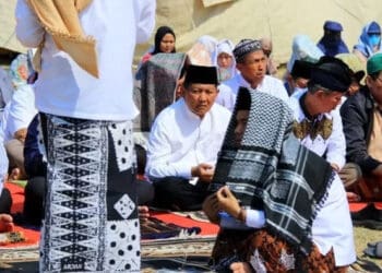 Pemkot Gelar Salat Istisqa’ di Sekitar TPA Rawa Kucing