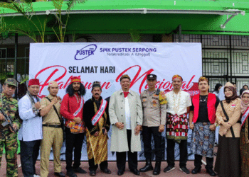 Kenang Jasa Para Pahlawan Indonesia, SMK Pustek Serpong Gelar Upacara Penghormatan