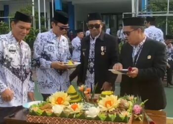 SMP Negeri 18 Kota Tangerang Rayakan Hari Guru Nasional dan HUT Ke-78 PGRI
