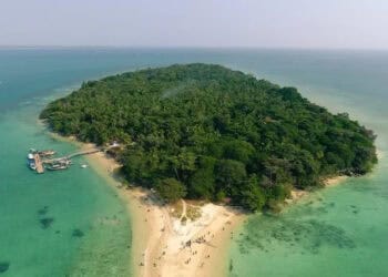 Pulau Liwungan. (ISTIMEWA)