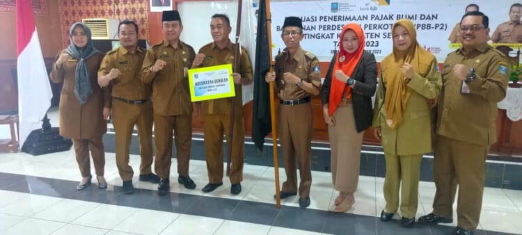 Bapenda Kabupaten Serang, menggelar evaluasi di ruang TB Suwandi Setda Kabupaten Serang. (ISTIMEWA)