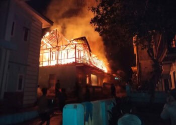Ponpes Torikul Huda Al Hasanah, terbakar, Rabu (27/12/2023). (ISTIMEWA)