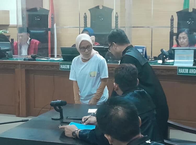 Rihana Dihukum Penjara 4 Tahun, Rihani 3 Tahun