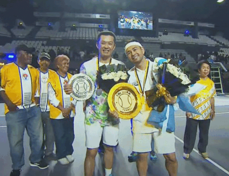 Raffi Ahmad Kalahkan Taufik Hidayat Dalam Kejuaraan Tenis