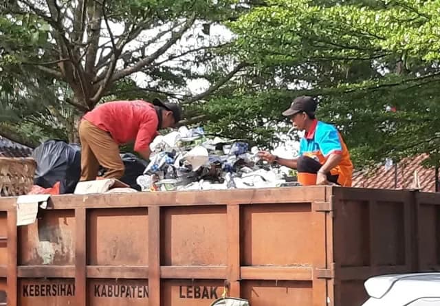 Pj Bupati Lebak Minta Masyarakat Diberi Advokasi Terkait Pengelolaan Sampah