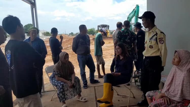 Rumahnya Kebanjiran, Warga Temui Pengembang Cipondoh LakeView