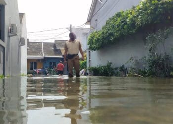 Warga Orchid Garden Pamulang Geram Tidak Ada Solusi Banjir