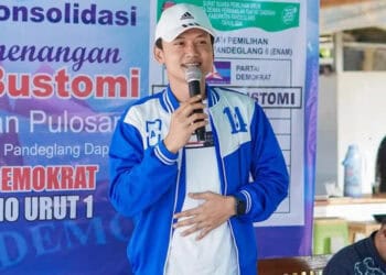 Ketua Fraksi Partai Demokrat DPRD Kabupaten Pandeglang, Iing Andri Supriadi. (ISTIMEWA)