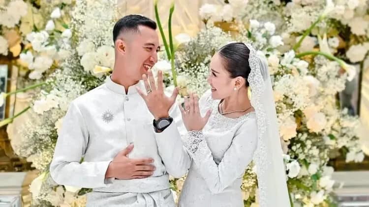 Setelah Menikah, Ayu Ting Ting Siap Dampingi Lettu Muhammad Fardhana