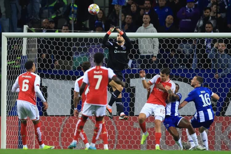Peluru Meriam London Tak Meledak, Arsenal Dikalahkan Porto