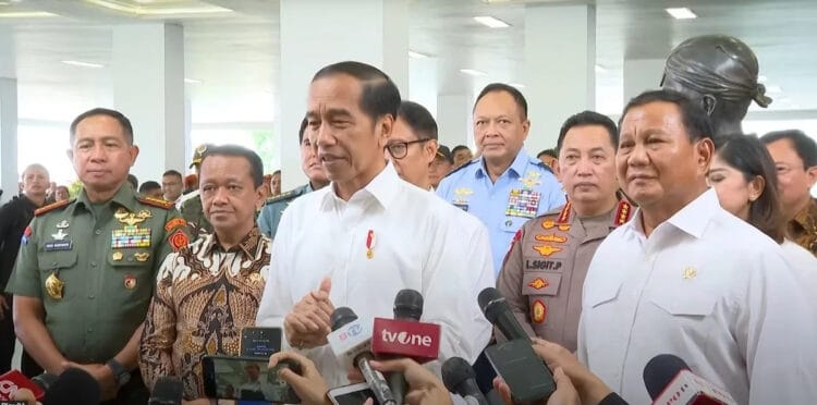 Jokowi Bilang Jadi Jembatan, PDIP: Demokrasi Bermasalah