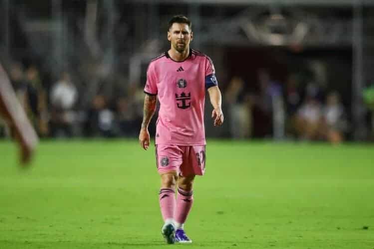 Singkirkan Nashville, Messi Cedera