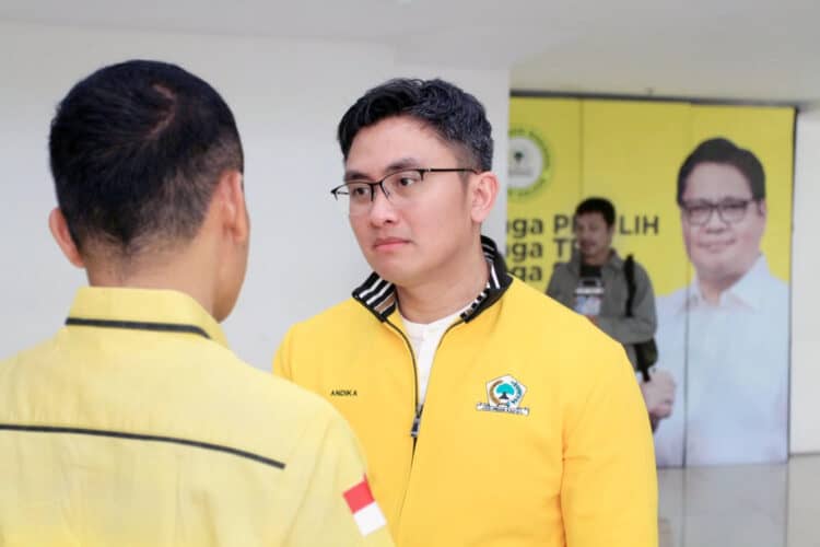 Mantan Wakil Gubernur Banten Andika Hazrumy yang juga Wakil Sekretaris Jenderal Bidang Pemenangan Pemilu Wilayah Jawa I DPP Golkar. (SIDIK/SATELITNEWS.COM)