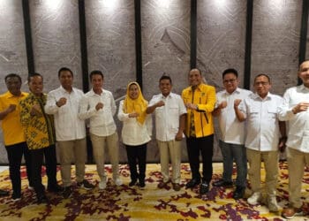 Jajaran pengurus DPD Golkar Banten dan DPW Gerindra Banten, jajaki koalisi di Pemilihan Gubernur (Pilgub) Banten, November 2024 nanti. (SIDIK/SATELITNEWS.COM)