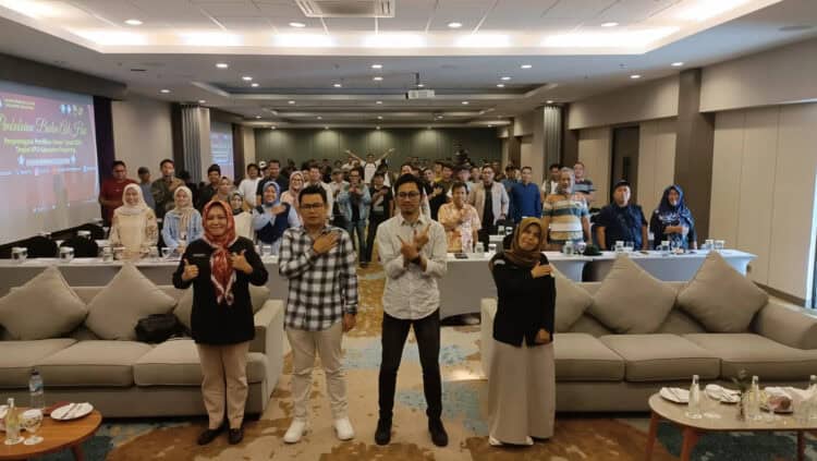 PEMBUBARAN PPK: Situasi pembubaran Badan Ad Hoc atau Panitia Pemilihan Kecamatan (PPK) pemilihan umum (Pemilu) 2024 di Aston Beach Hotel Anyer, Kabupaten Serang, Kamis (25/4). (ALFIAN HERIANTO)