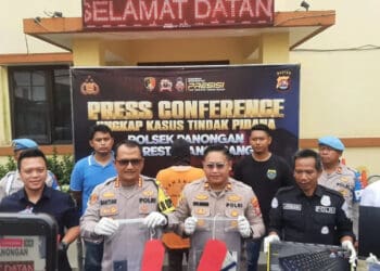 Jajaran kepolisian dari Polsek Panongan, gelar Konferensi Pers. (ISTIMEWA)