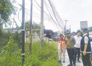 Relokasi Kabel Menjuntai Mulai Dilakukan di Tangsel