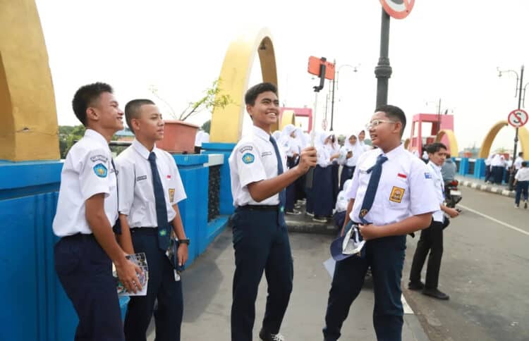 Kenalkan Ikon dan Sejarah, SMPN 9 Kota Tangerang City Tour