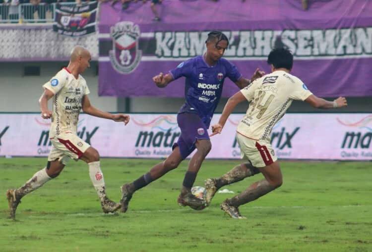 Lega, Persita Akhirnya Bertahan di Liga 1