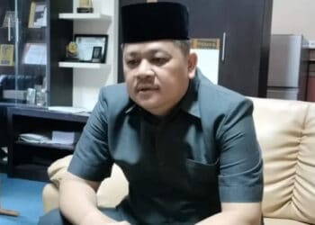 Wakil Ketua DPRD Kabupaten Pandeglang, M.M. Fuhaira Amin, saat ditemui di ruang kerjanya, Jumat (14/6/2024). (ADIB FAHRIE/SATELITNEWS.COM)