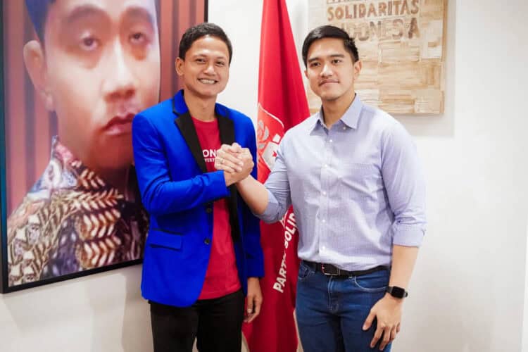 Iing Andri Supriadi (kiri), bersama Ketum DPP PSI, Kaesang Pangarep. (ISTIMEWA)