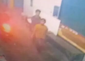 Sadis, Sedang Jalan Bersama, Sopir Angkot di Cibodas Gorok Leher Temannya