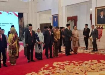 2-kader-gerindra-dilantik-jadi-menkumham-dan-wamen-kominfo_232264