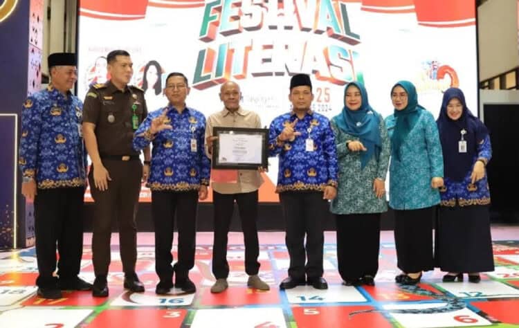 Kisah Subakir, 15 Tahun Setia Baca Buku di Perpusda Kota Tangerang