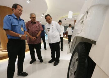 KUNJUNGAN KE PT GAJAH GUNGGAL – PJ WALIKOTA8