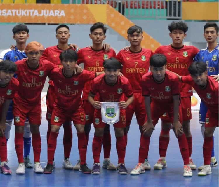 Tim futsal Banten sebelum bertanding di ajang PON XXI 2024. (ISTIMEWA)