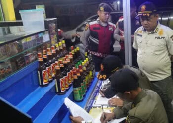 Depot Jamu Dirazia Satpol PP Kabupaten Tangerang, Petugas Temukan Puluhan Botol Miras