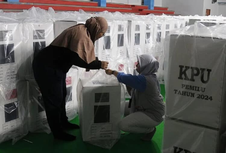 Minta Kotak Kosong Jadi Opsi di Pilkada Serentak