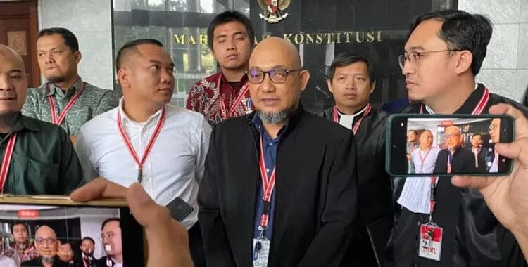 Tolak Gugatan Novel Baswedan dkk, MK: Jangan Mainkan Syarat Usia Pejabat