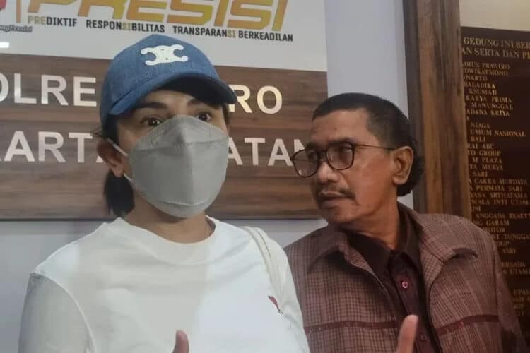 Geram dengan Tingkah Vadel Badjideh, Nikita Mirzani