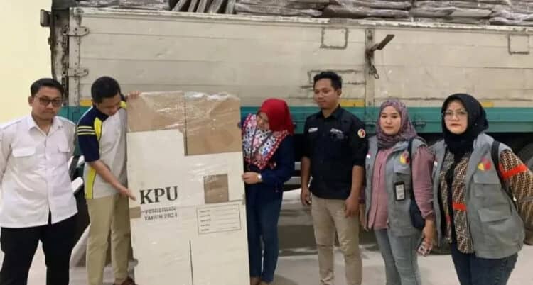 KPU Tangsel Terima Logistik Tambahan Untuk Pilkada 2024