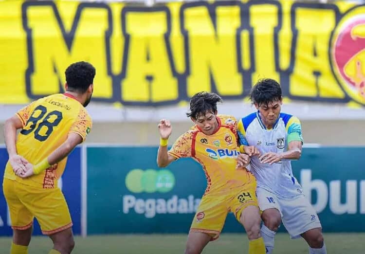 Suporter Timpuk Perangkat Pertandingan di Laga Kontra Persikota, Sriwijaya FC Didenda