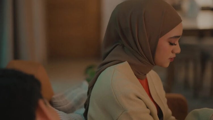 Lirik Lagu Terpatah Terluka – Nabila Taqiyyah