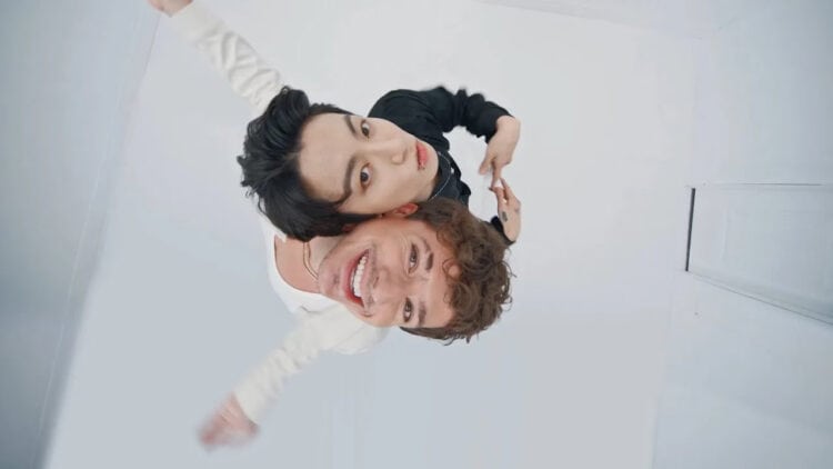 Lirik Lagu Left And Right – Charlie Puth Feat. Jung Kook of BTS