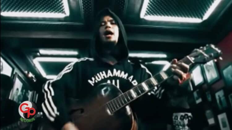 -Lirik Lagu Munajat Cinta – The Rock