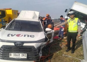 Mobil Tim TV One Dihantam Truk di Tol, Dua Jurnalis Tewas