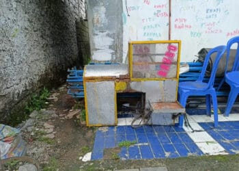 Tukang Bakso Diamuk Warga Setelah Dituduh Lecehkan Remaja di Pondok Benda