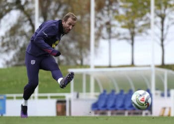 Yunani vs Inggris, Kans Promosi ke Liga A