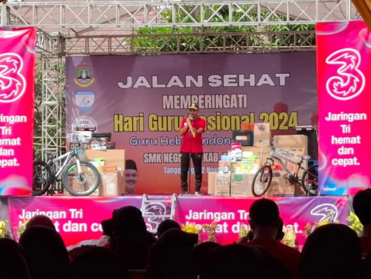Ribuan Siswa SMKN 10 Kabupaten Tangerang Ikuti Jalan Sehat
