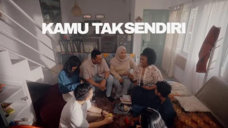 Lirik Lagu Kamu Tak Sendiri – Jemimah Cita