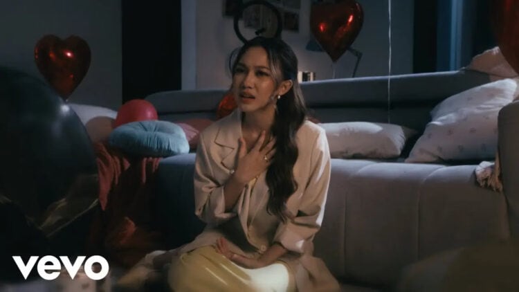 Lirik Lagu Rindu Yang Menyiksa – Raissa Ramadhani